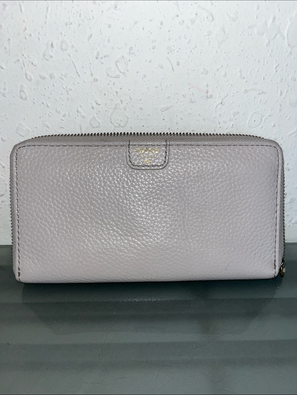 Fossil Leather Zip-Around Wallet - Light Gray